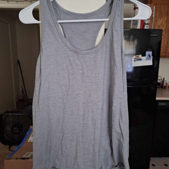 Light gray tank top - Picture 1 of 1